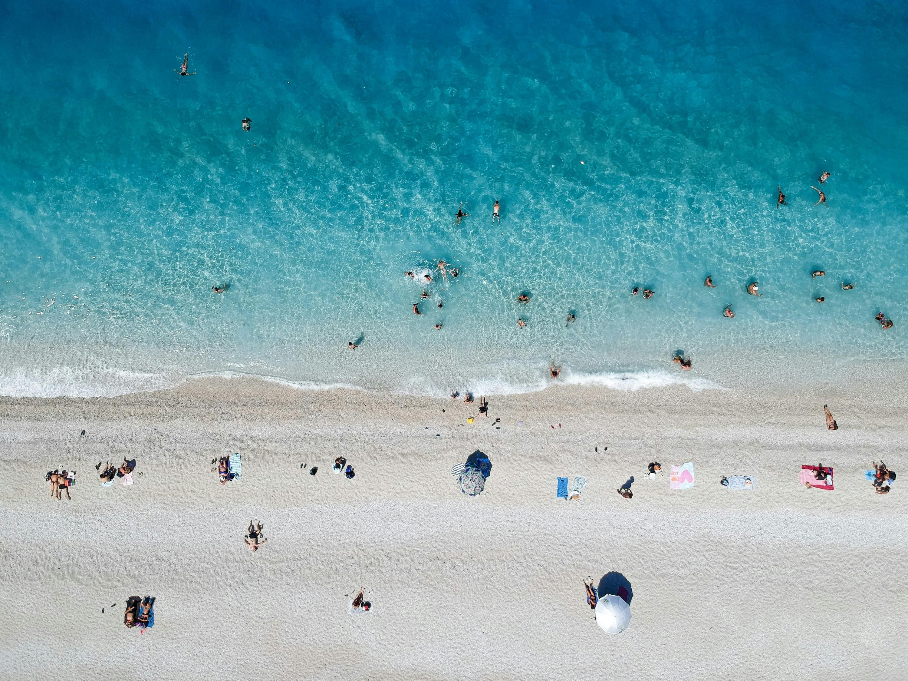 В Макарске запретили заранее занимать пляжные места В Макарске запретили заранее занимать пляжные места
