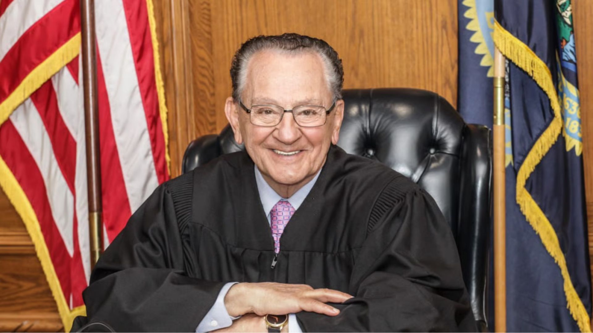 Помер найдобріший суддя світу Френк Капріо Помер найдобріший суддя світу Френк Капріо