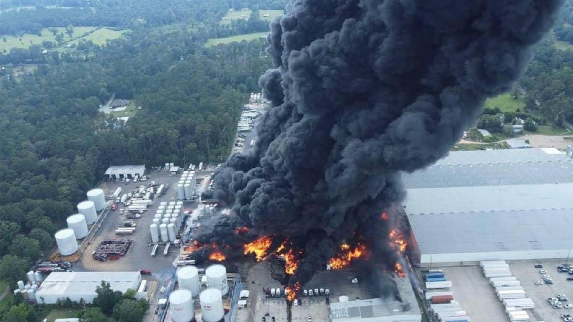 Пожар на заводе в США 22 августа 2025 года