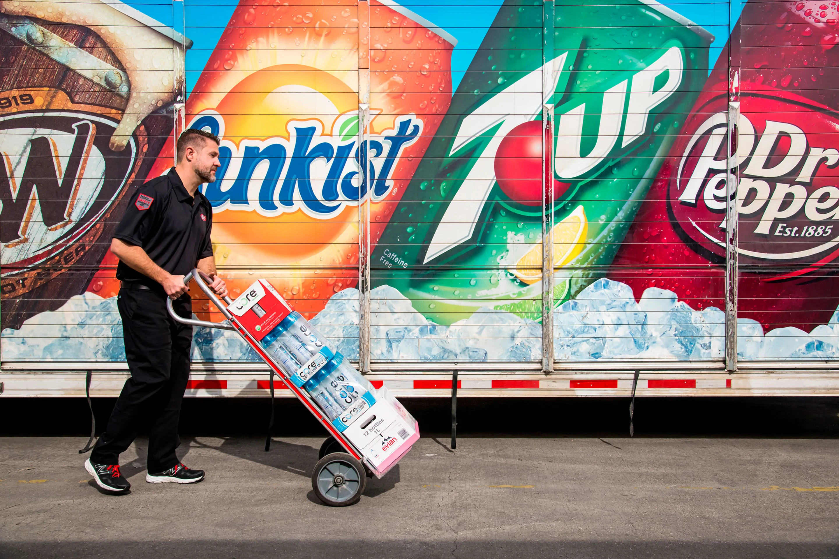 Производитель Dr. Pepper покупает производителя кофе Jacobs