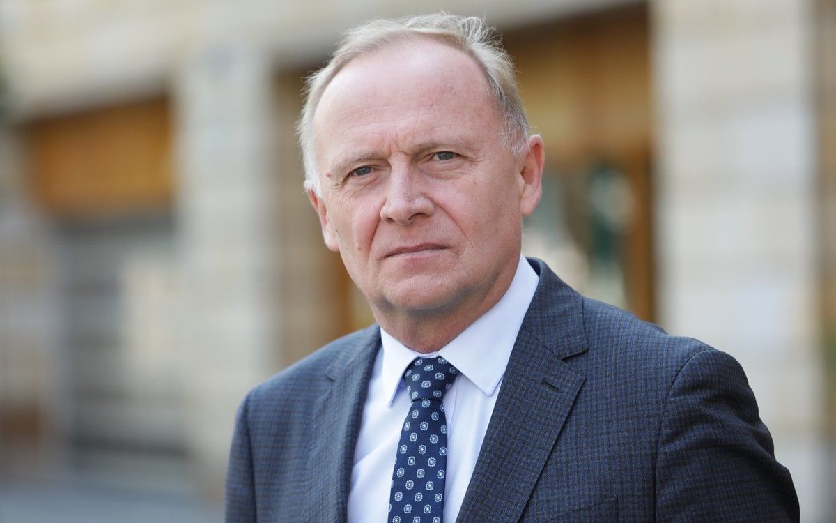 Чеслав Мрочек сделал заявление по делу о падении дрона в Польше - Геополитика Чеслав Мрочек сделал заявление по делу о падении дрона в Польше - Геополитика