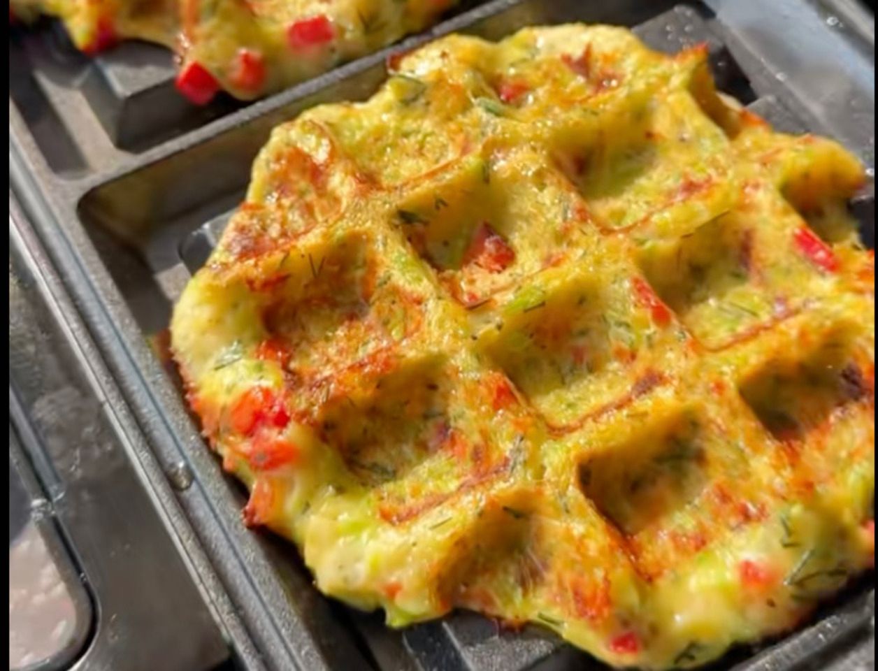 Готовим кабачковые вафли Готовим кабачковые вафли