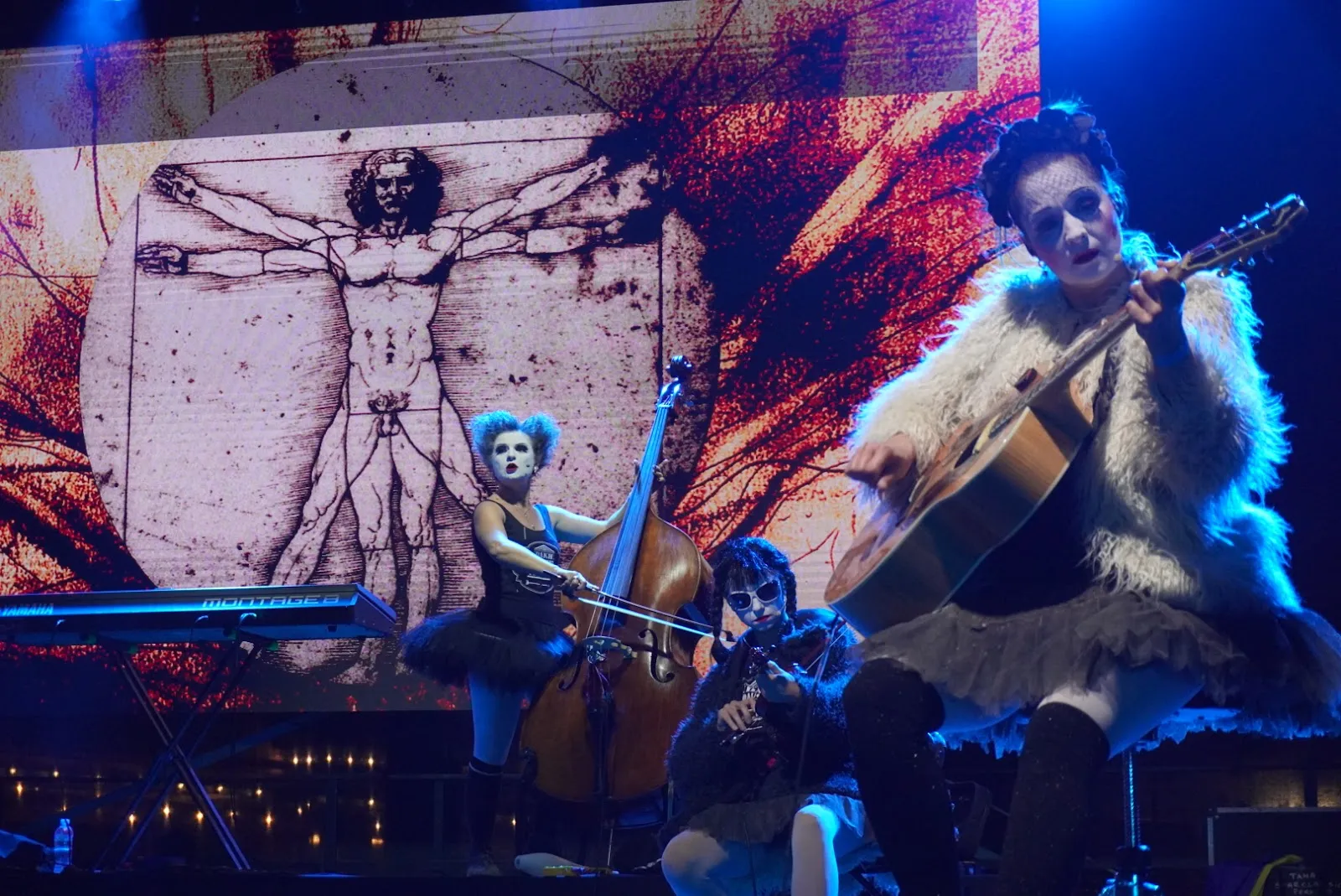 Виступ у Варшаві Виступ у Варшаві