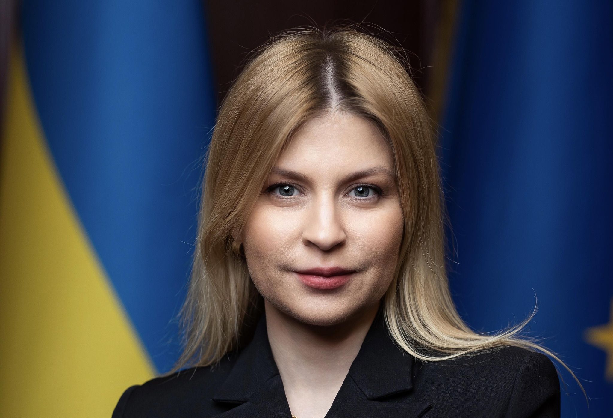 Ольга Стефанишина назначена госпожой послом Украины в США Ольга Стефанишина назначена госпожой послом Украины в США