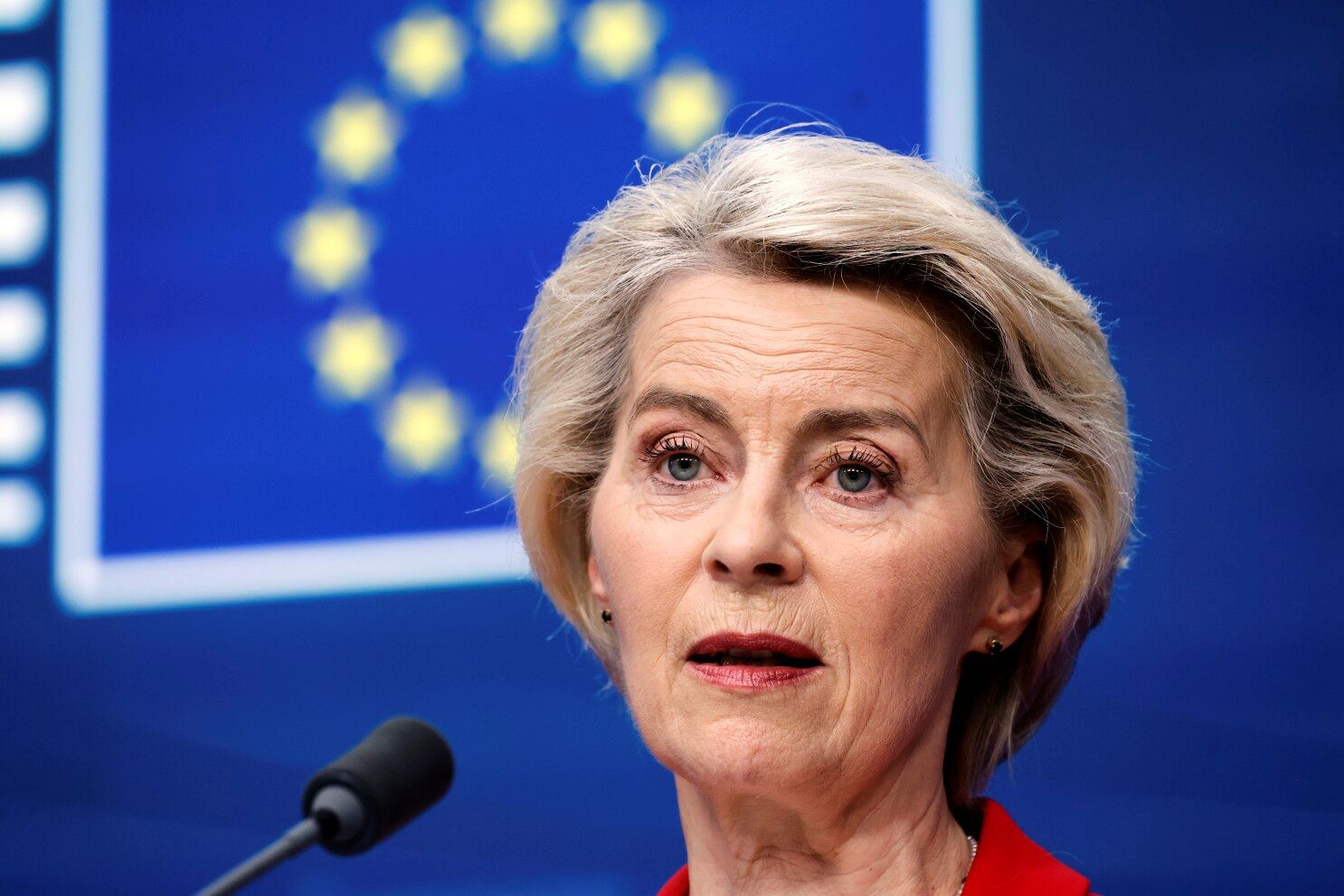 Урсула Фон дер Ляєн провела телефонні розмови після атаки на Київ - Геополітика