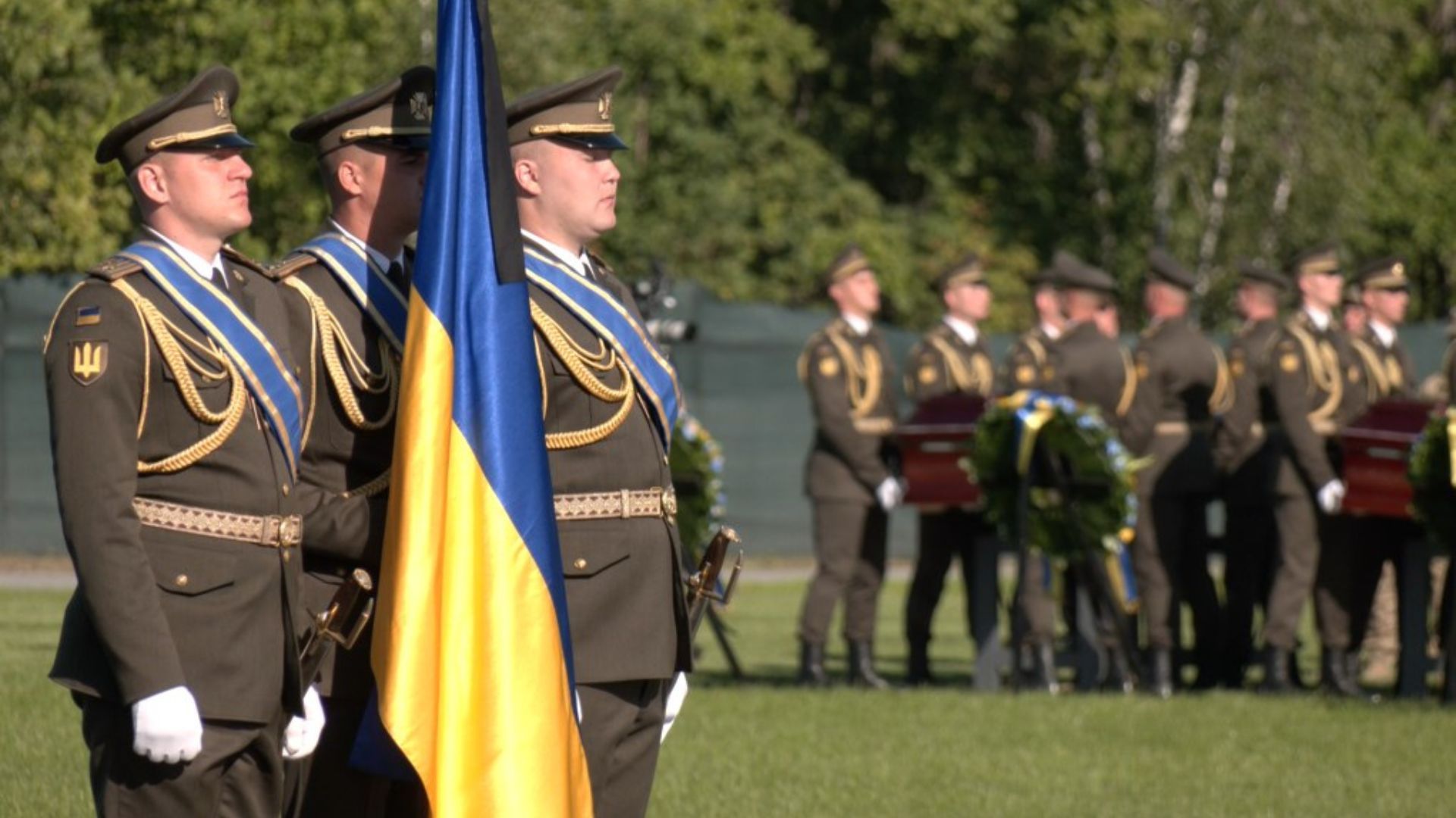 Відкриття Національного військового меморіального кладовища Відкриття Національного військового меморіального кладовища