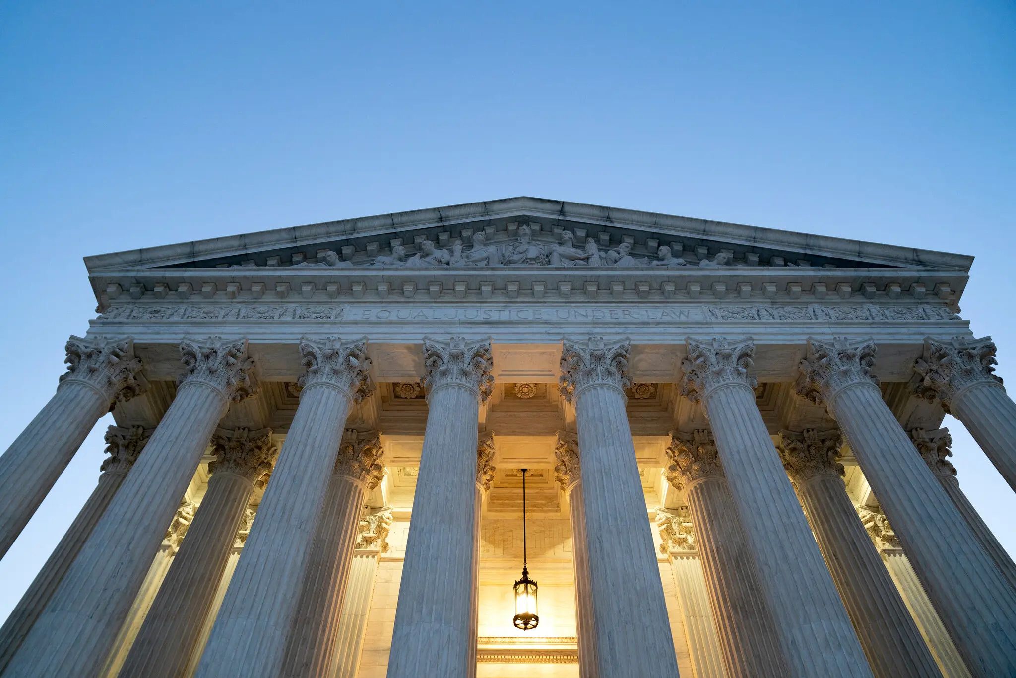 Трамп наказав будувати федеральні будівлі лише в класичному стилі - Нерухомість Трамп наказав будувати федеральні будівлі лише в класичному стилі - Нерухомість