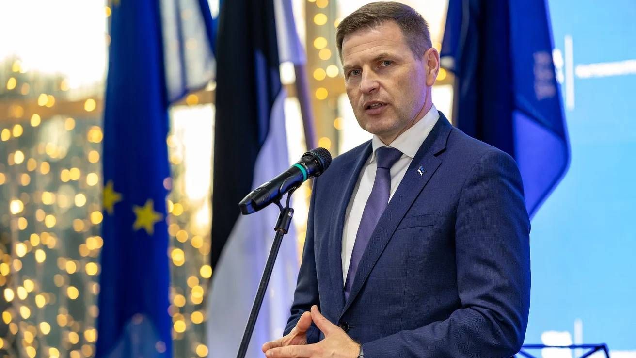 Естонія заявила, що Росія не повинна вказувати Європі, чи розміщувати війська в Україні Естонія заявила, що Росія не повинна вказувати Європі, чи розміщувати війська в Україні