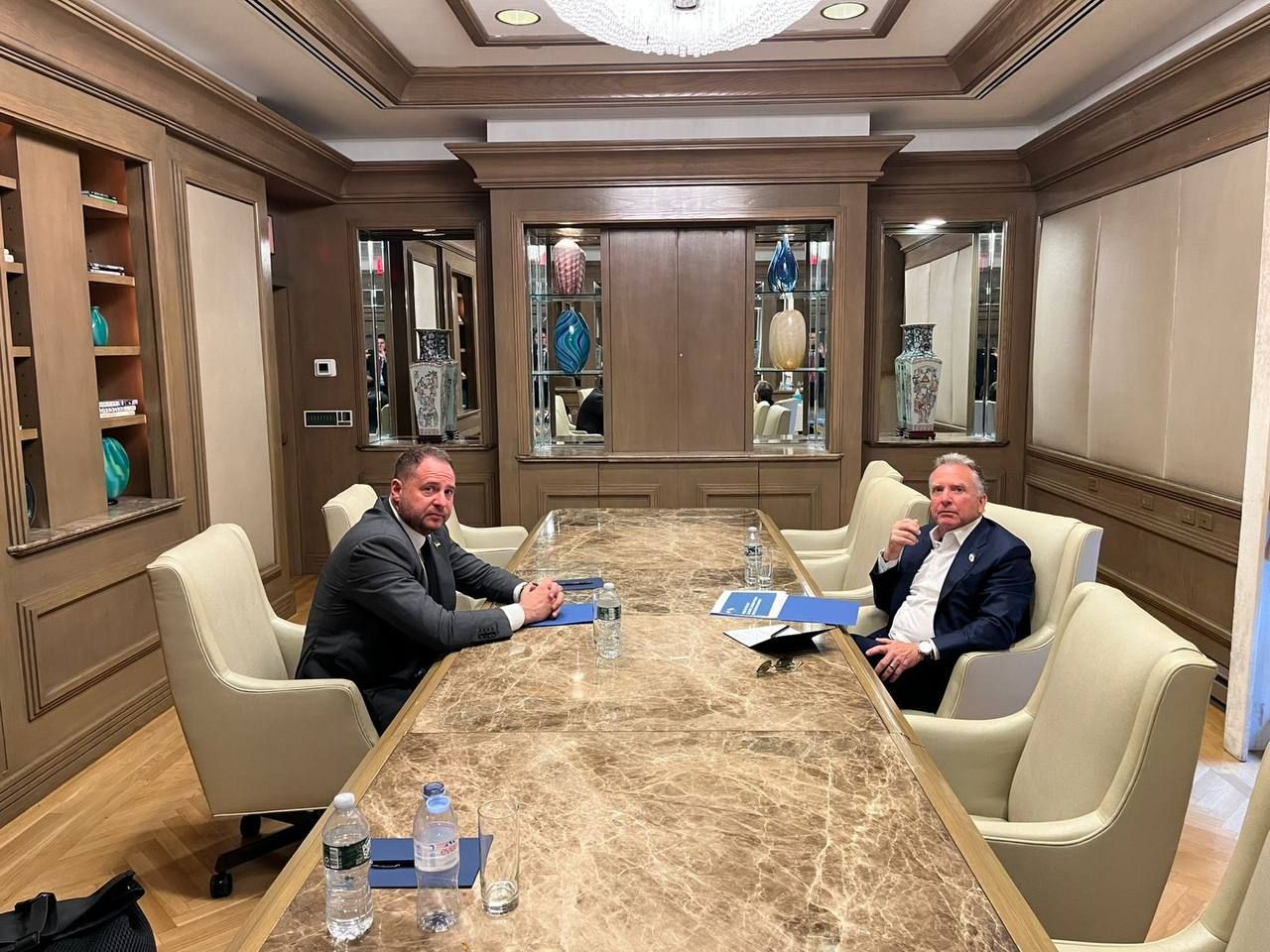 Глава ОП встретился с Уиткоффом Глава ОП встретился с Уиткоффом