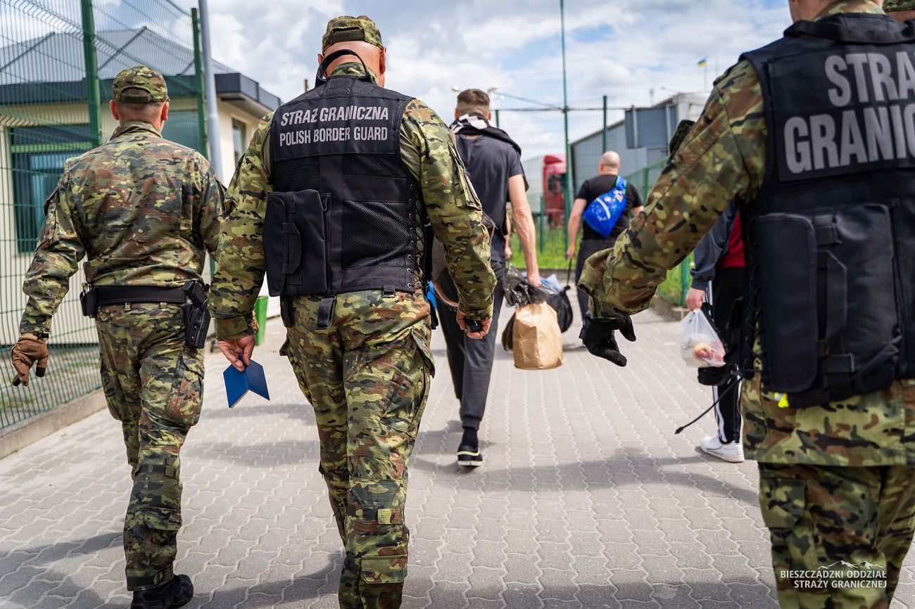 З Польщі депортували українців