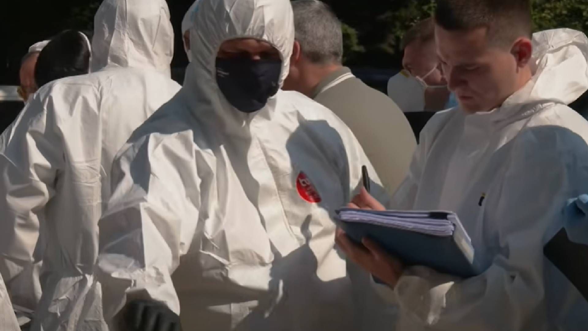 Розтин репатрійованих тіл захисників у Чернівцях показав, що їх могли отруїти хімічними речовинами Розтин репатрійованих тіл захисників у Чернівцях показав, що їх могли отруїти хімічними речовинами