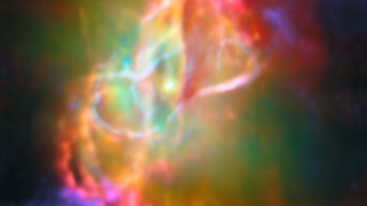 Буря в центрі туманності Метелик