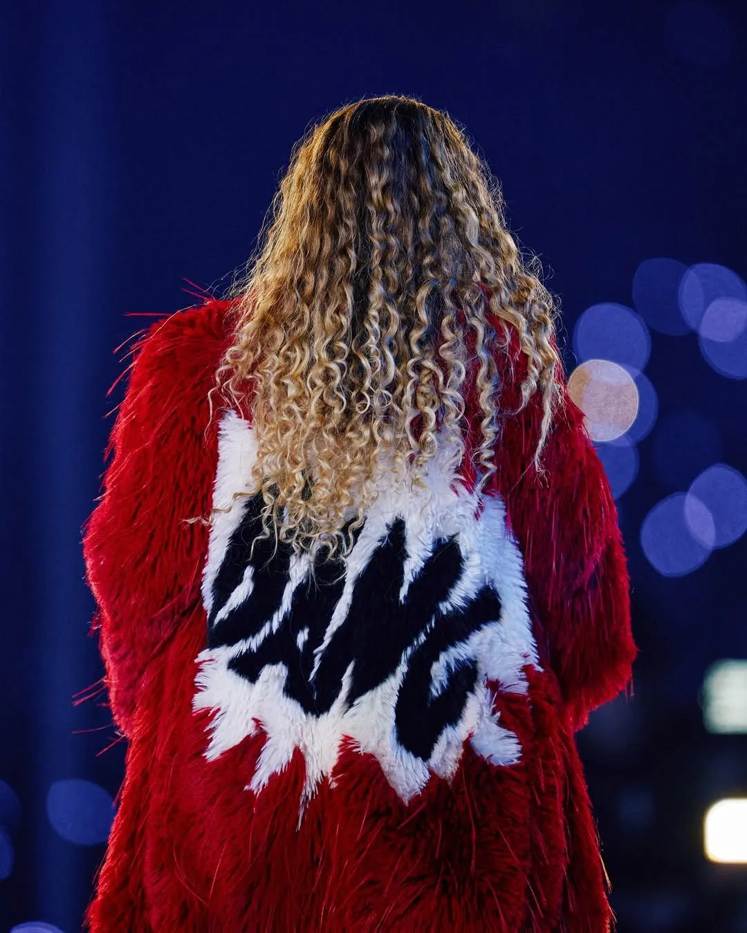 Бейонсе у шубі українського бренду Бейонсе у шубі українського бренду