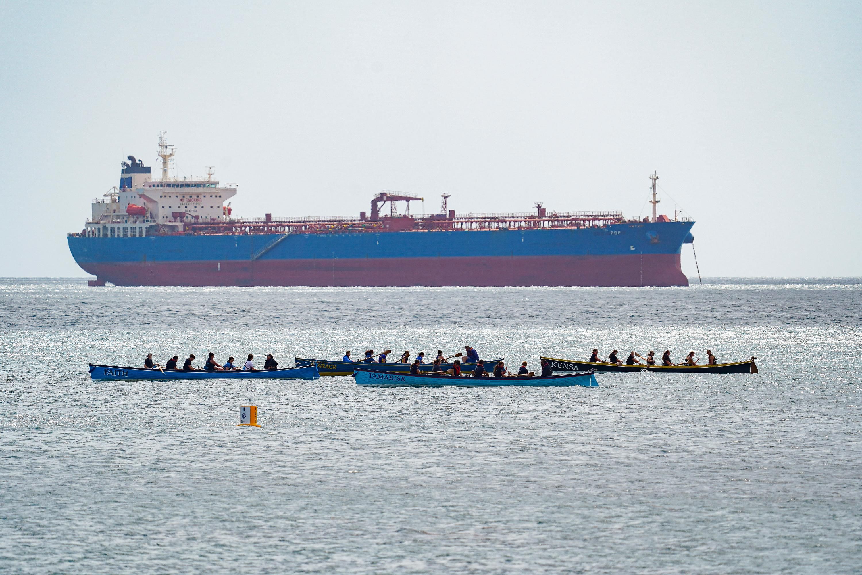 Нафтовий танкер Нафтовий танкер