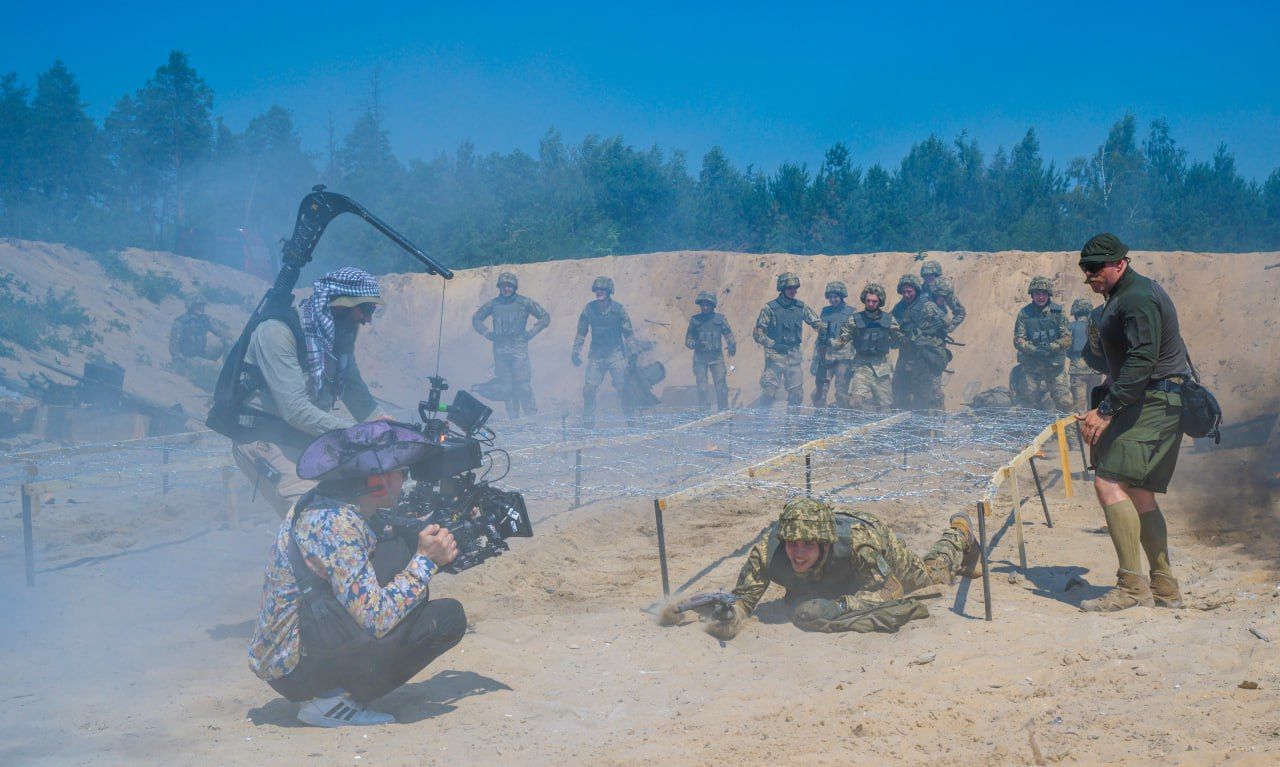 Кадр из сериала "Пограничники"