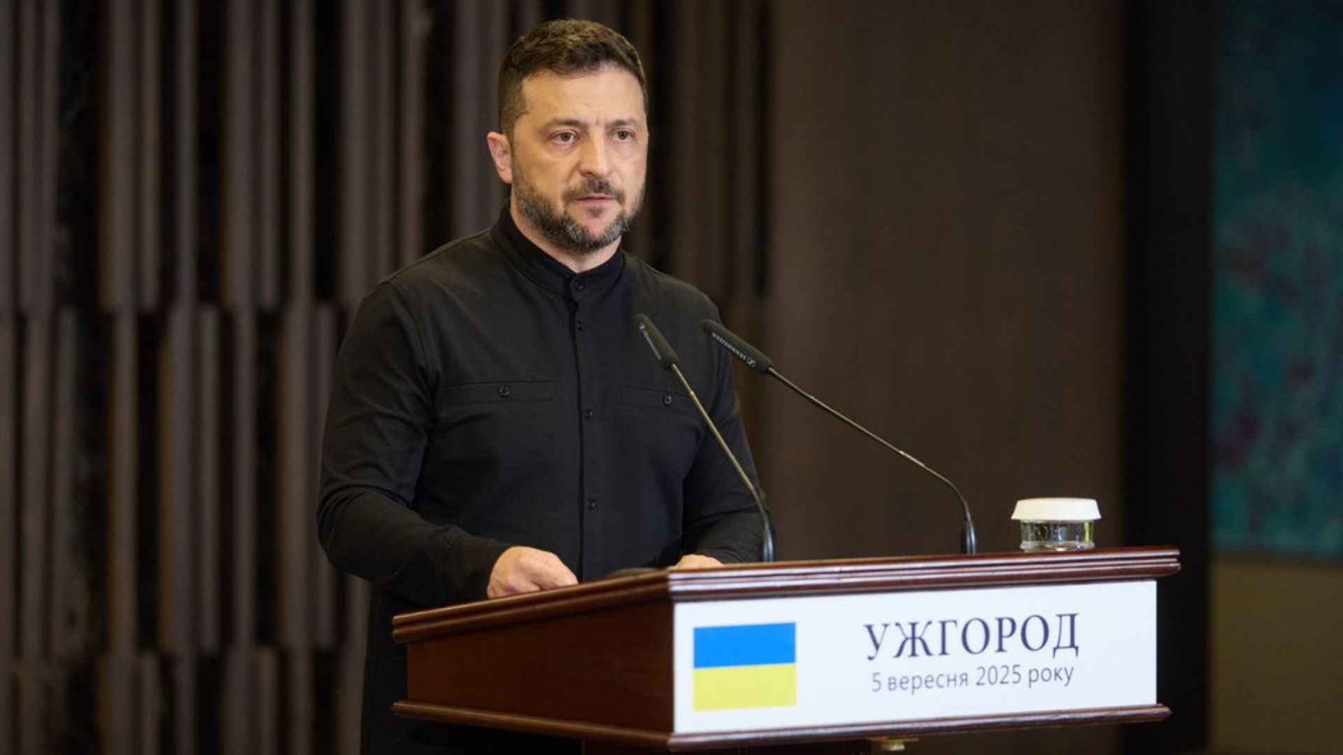 Украина не оставит без ответа российские удары по энергетике, - Зеленский Украина не оставит без ответа российские удары по энергетике, - Зеленский