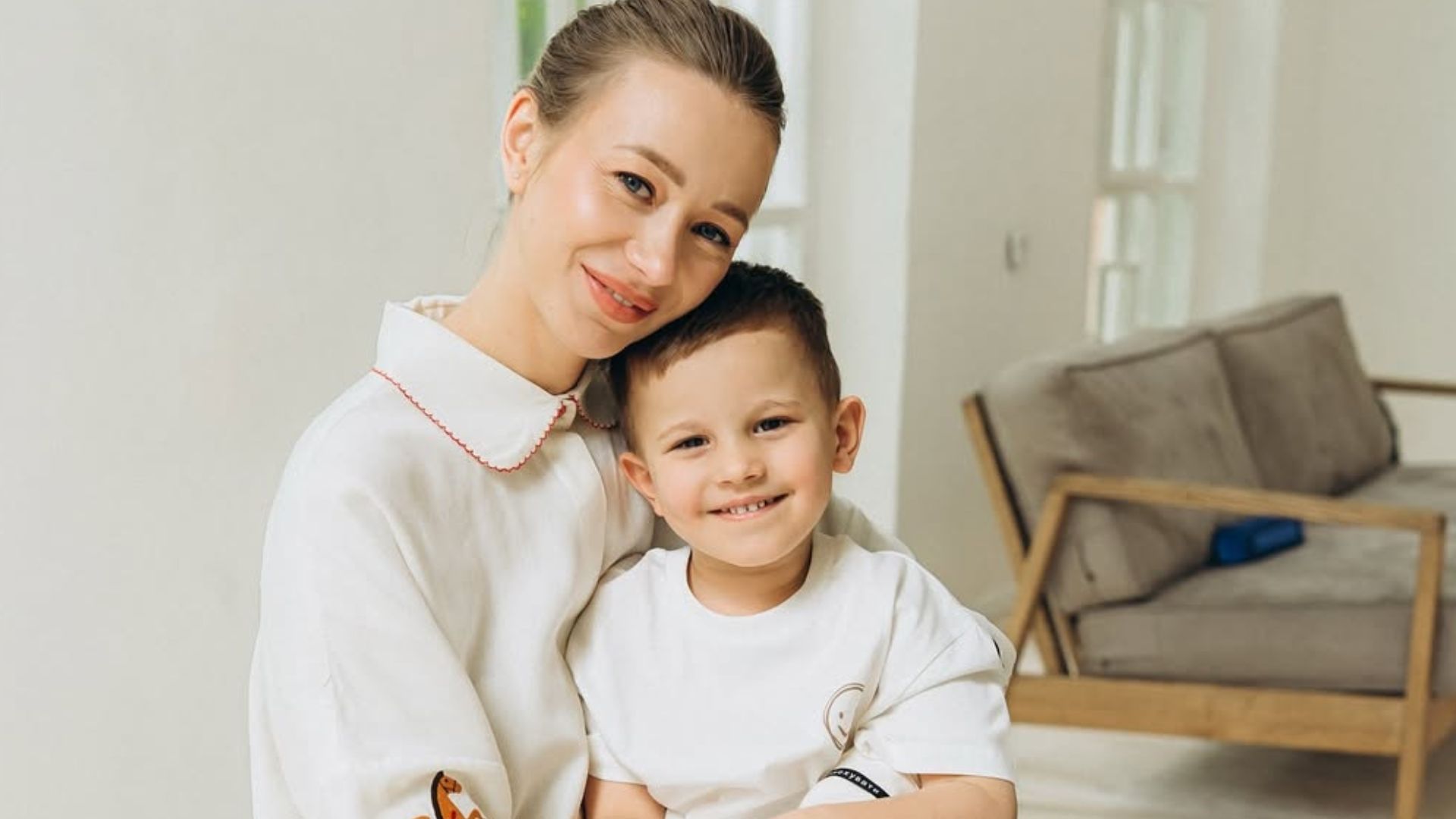 Катерина Репяхова з сином Катерина Репяхова з сином