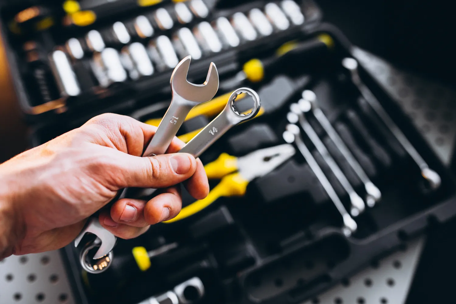 Инструменты