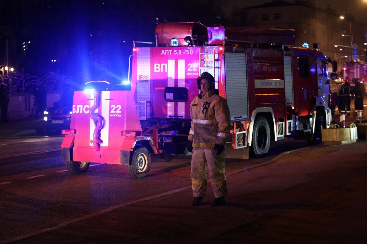 Гудела сирена и дрожали дома: под Адлером в Сочи прогремел мощный взрыв 09.09.2025 Гудела сирена и дрожали дома: под Адлером в Сочи прогремел мощный взрыв 09.09.2025