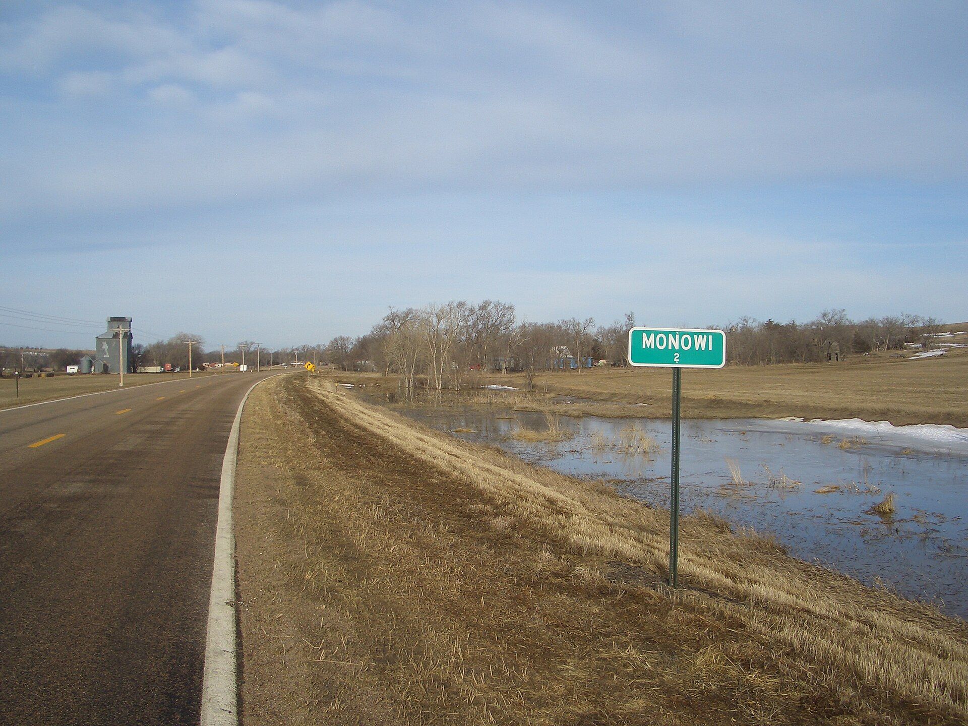 Село з однією мешканкою у США - вона є мером, бібліотекаркою, власницею бізнесу - Travel