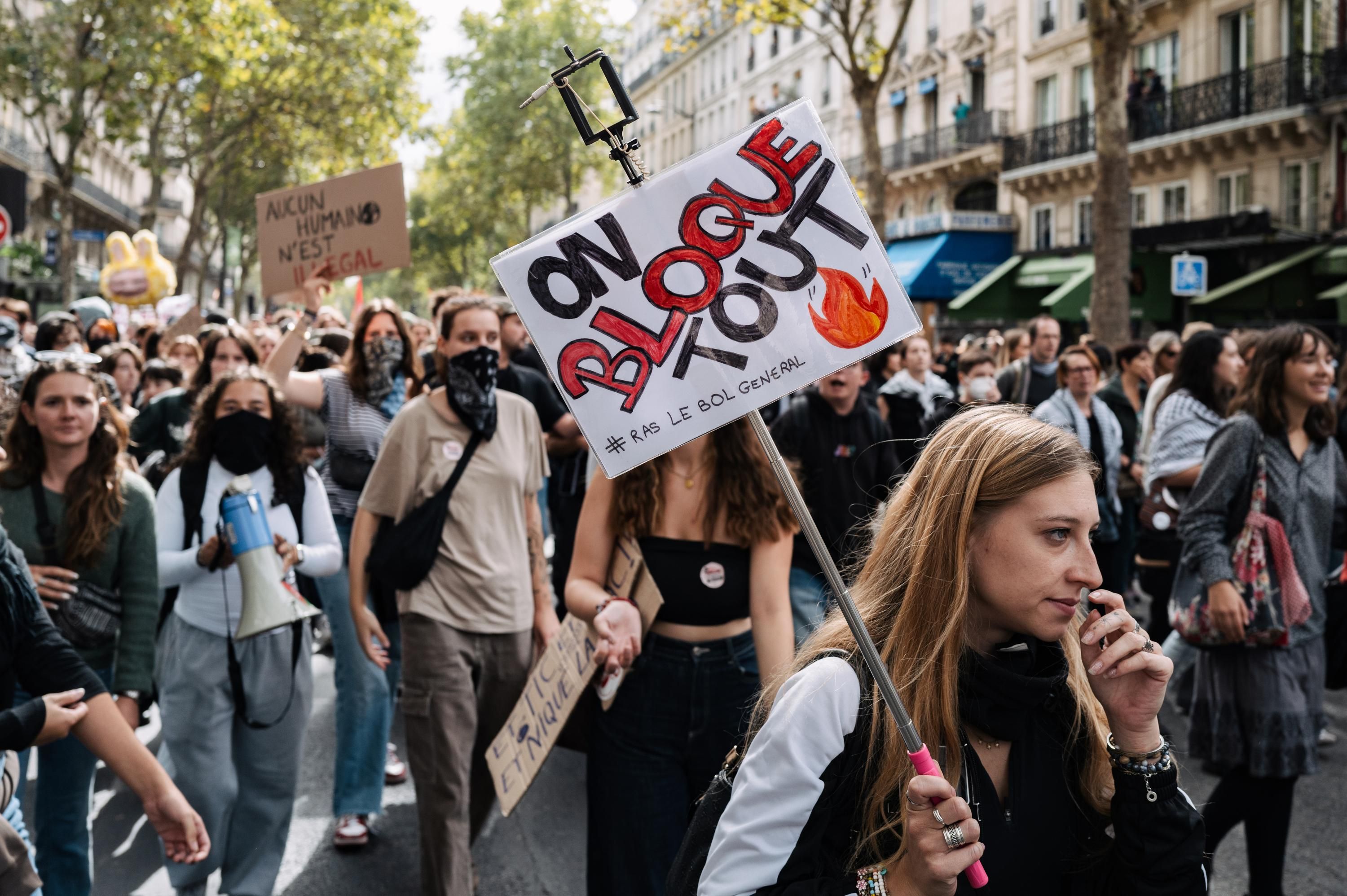 Демонстранты движения Bloquons Tout против мер жесткой экономии