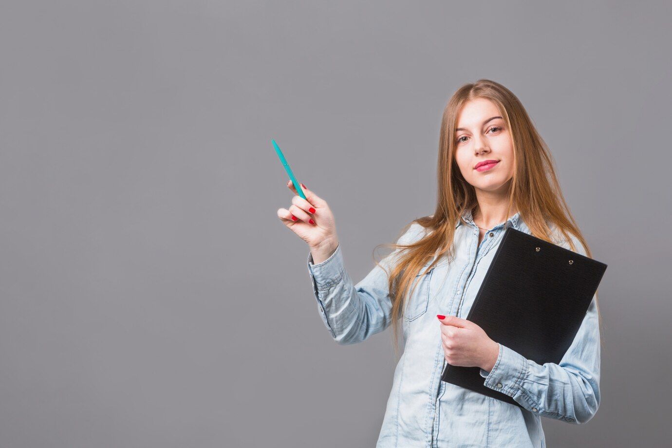 Надбавки до зарплати вчителів - 40 тисяч педагогів отримуватимуть більші надбавки Надбавки до зарплати вчителів - 40 тисяч педагогів отримуватимуть більші надбавки