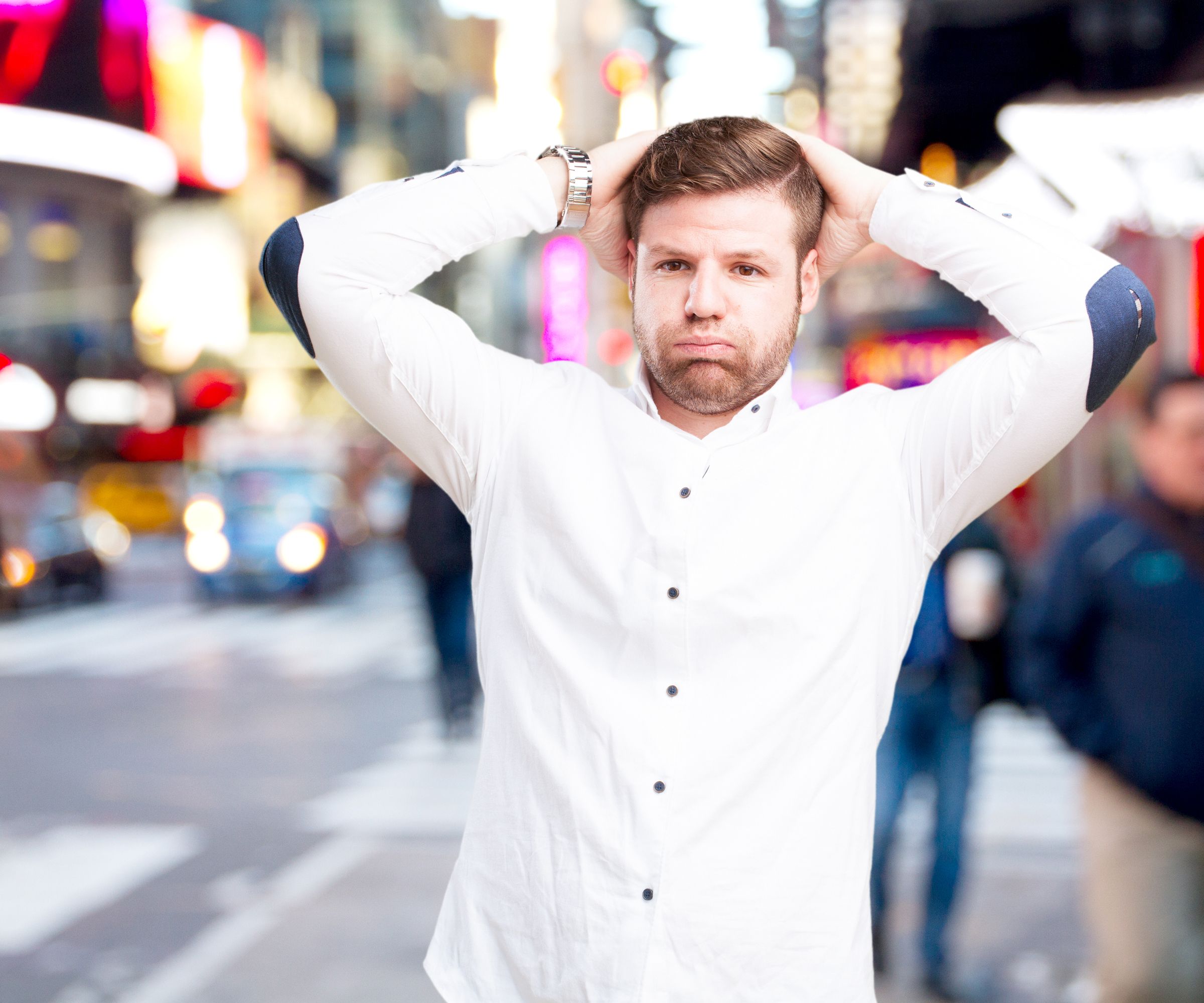 Чому "знаходитися" казати помилково?