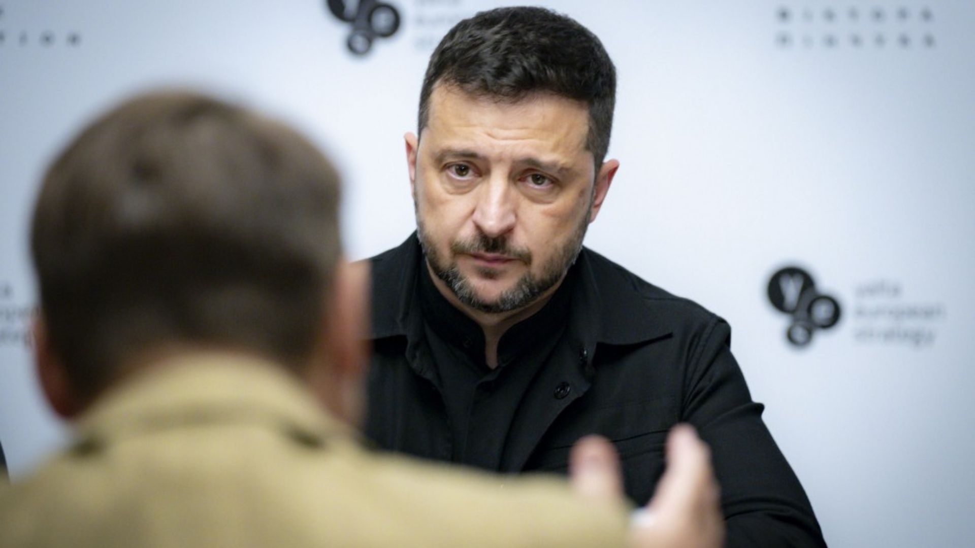 Зеленський закликає тиснути на Росію