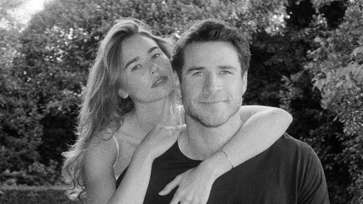 Лиам Хемсворт и Габриэлла Брукс