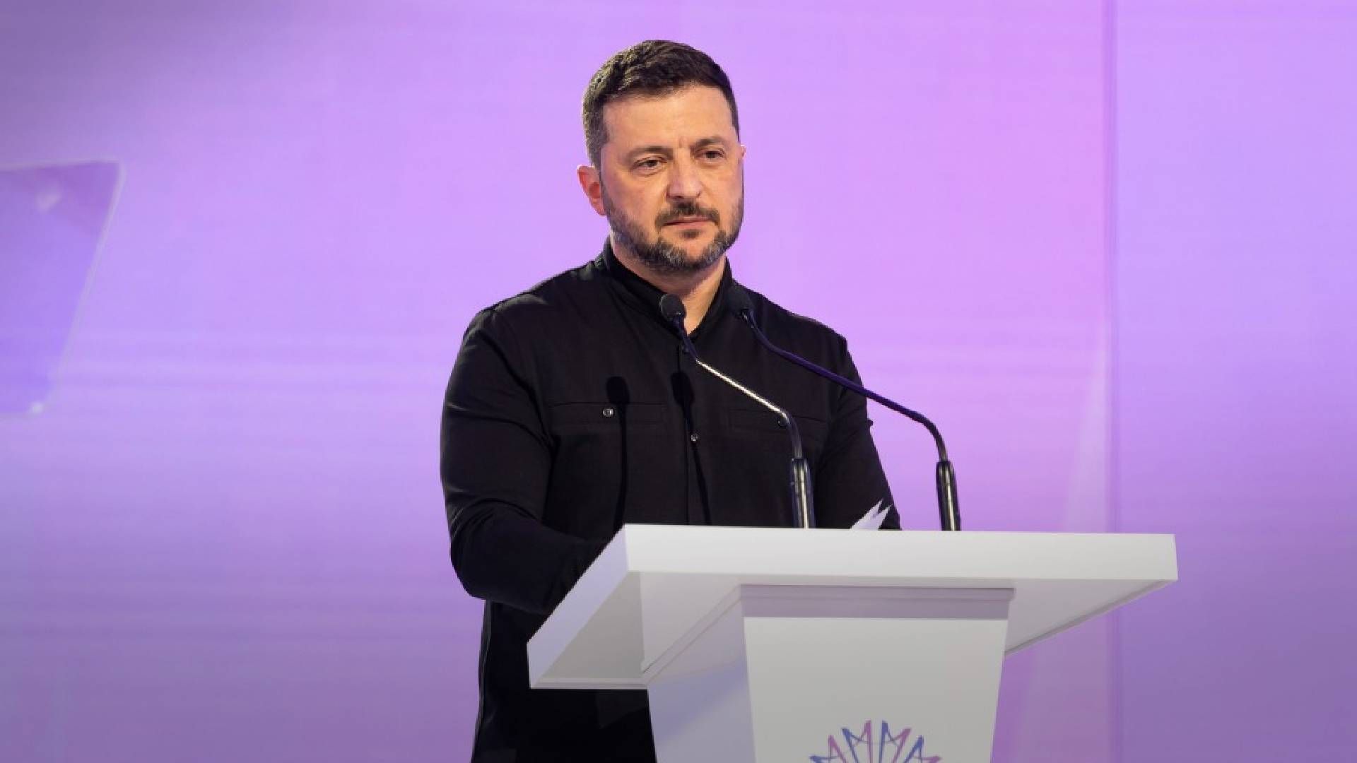 Зеленский сказал, что документ по гарантиям безопасности почти готов Зеленский сказал, что документ по гарантиям безопасности почти готов