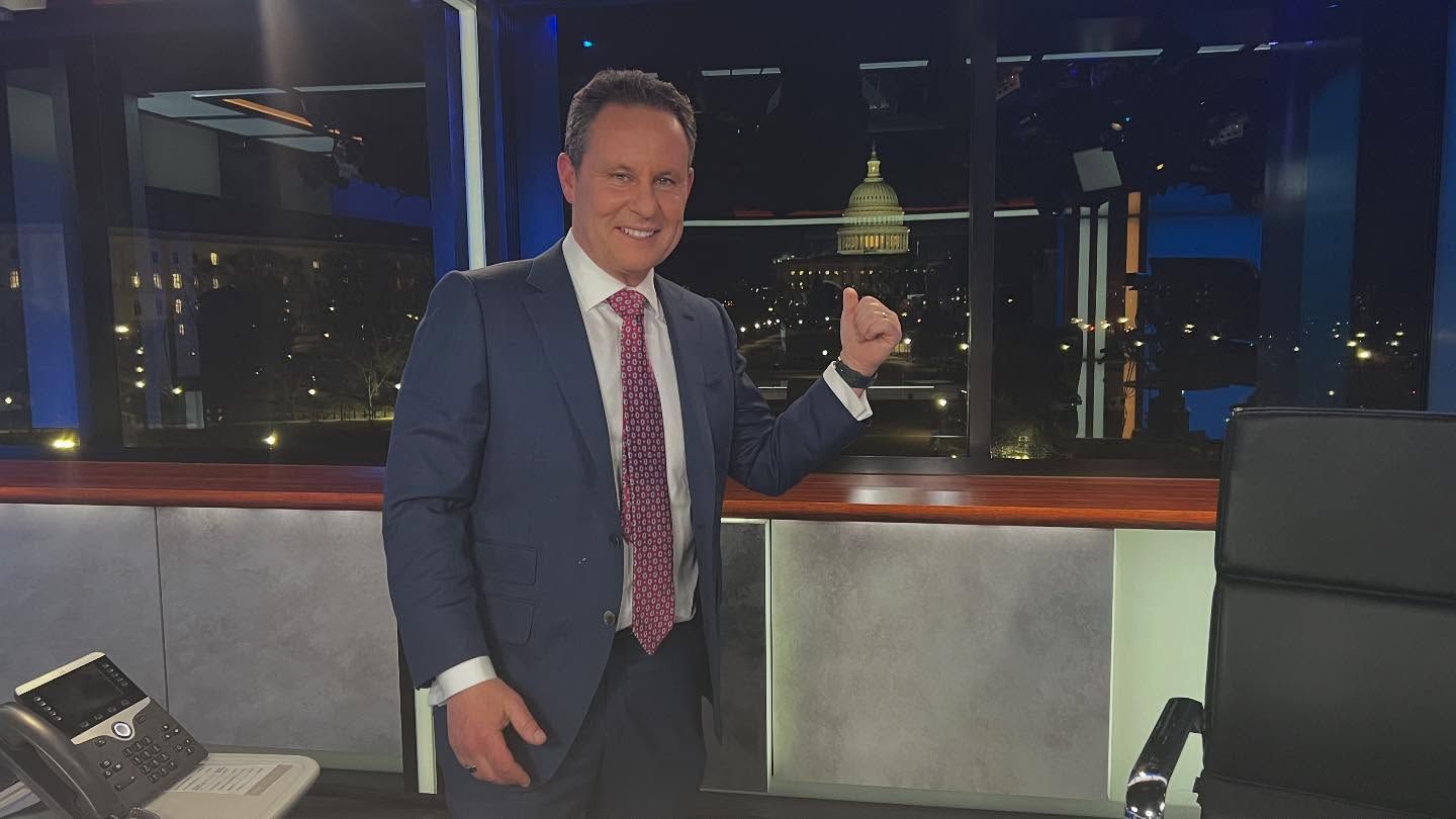 У США закликаються звільнити ведучого Fox News Браяна Кілміда У США закликаються звільнити ведучого Fox News Браяна Кілміда