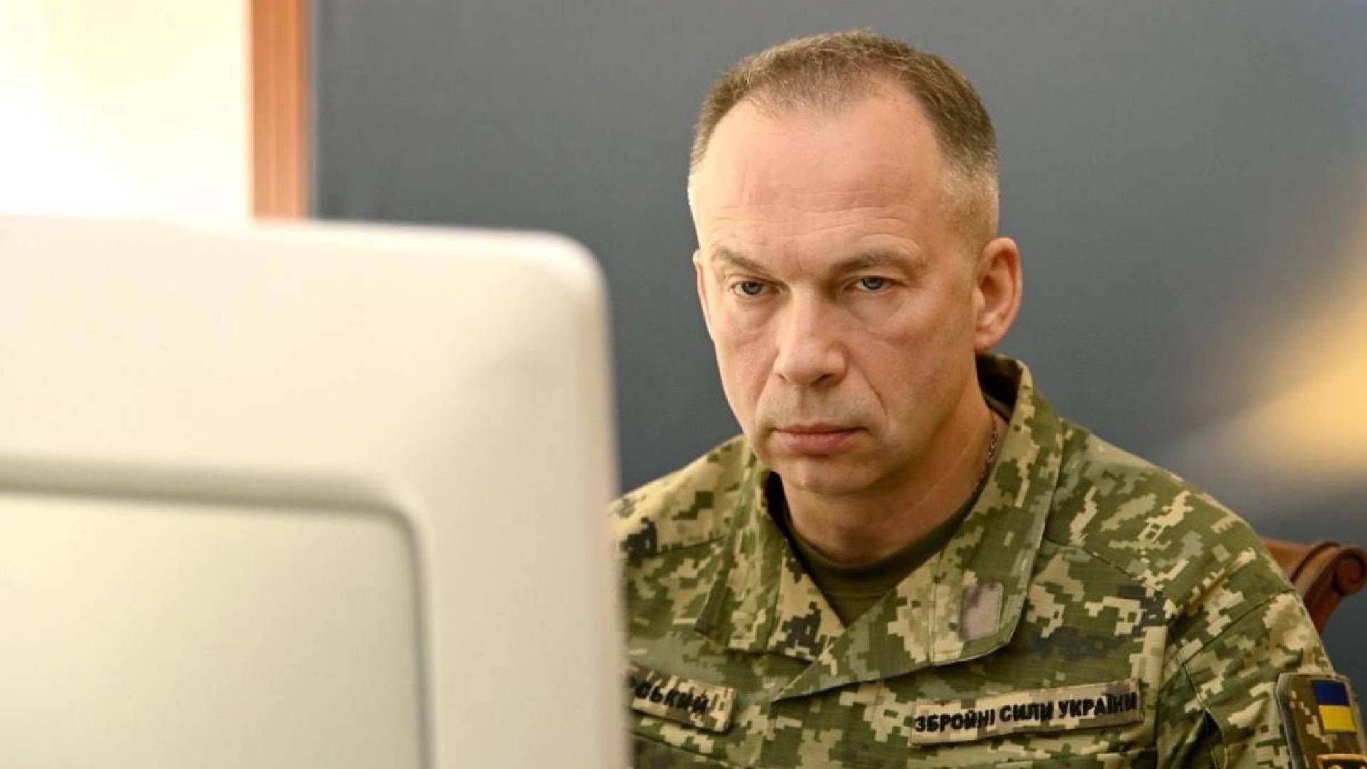 Сирський зняв з посад командувачів двох корпусів