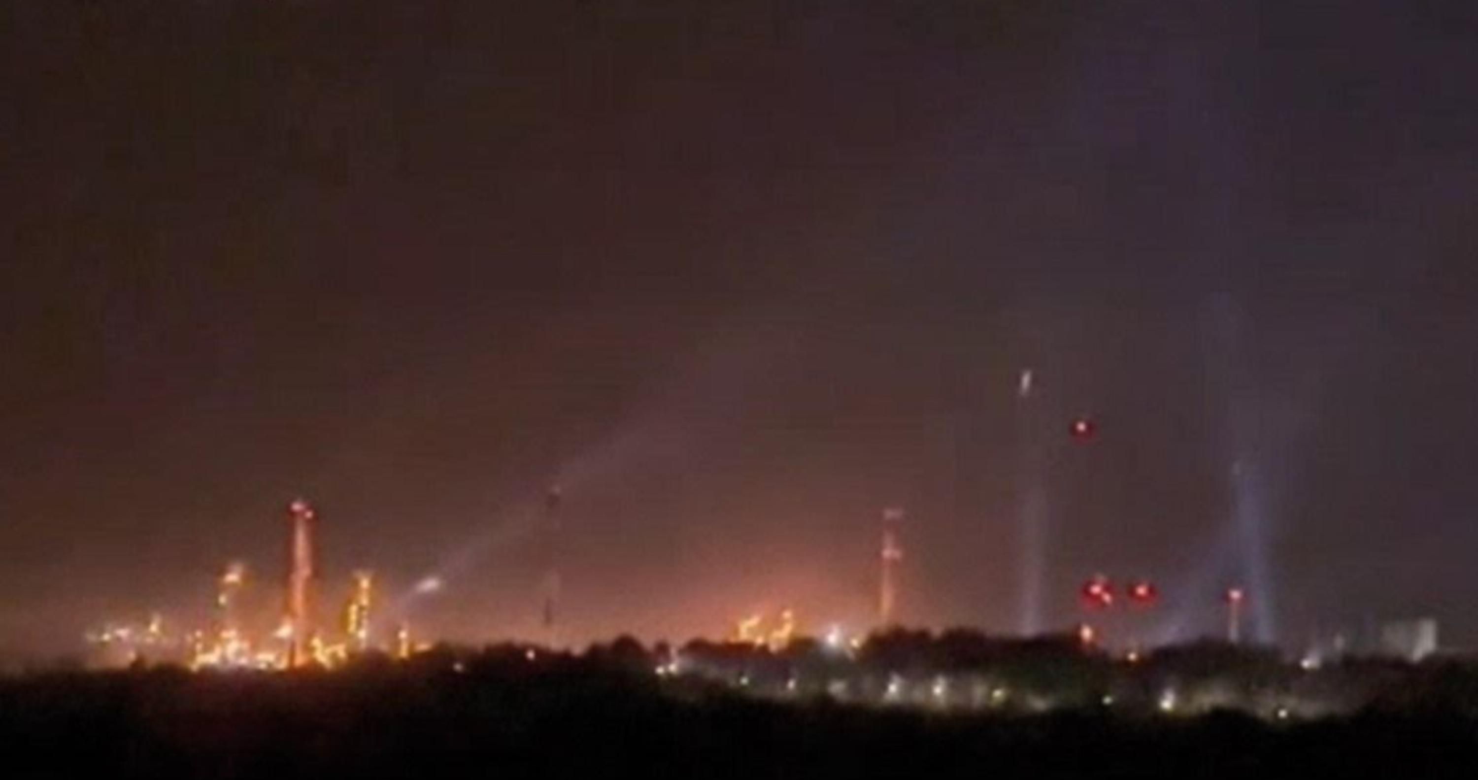 Атака на Саратовский НПЗ Атака на Саратовский НПЗ