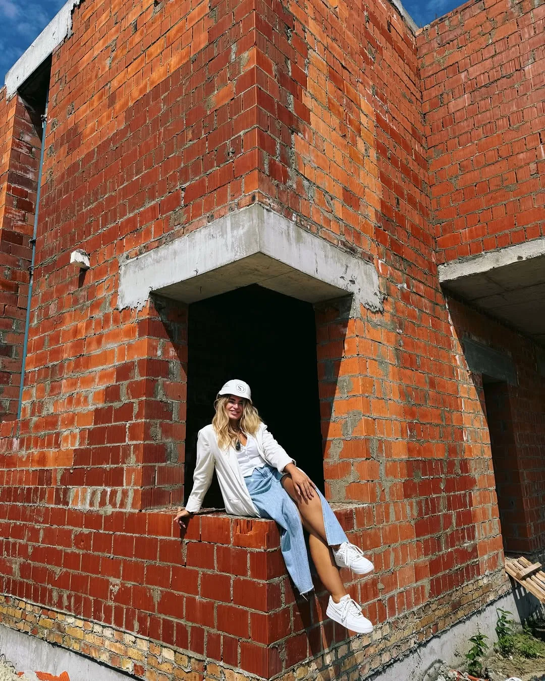 Риелтор Оксана Савула Риелтор Оксана Савула