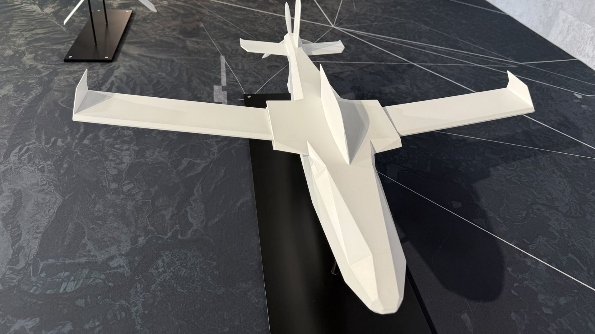 Дрон FV-014 от немецкого производителя Rheinmetall Дрон FV-014 от немецкого производителя Rheinmetall