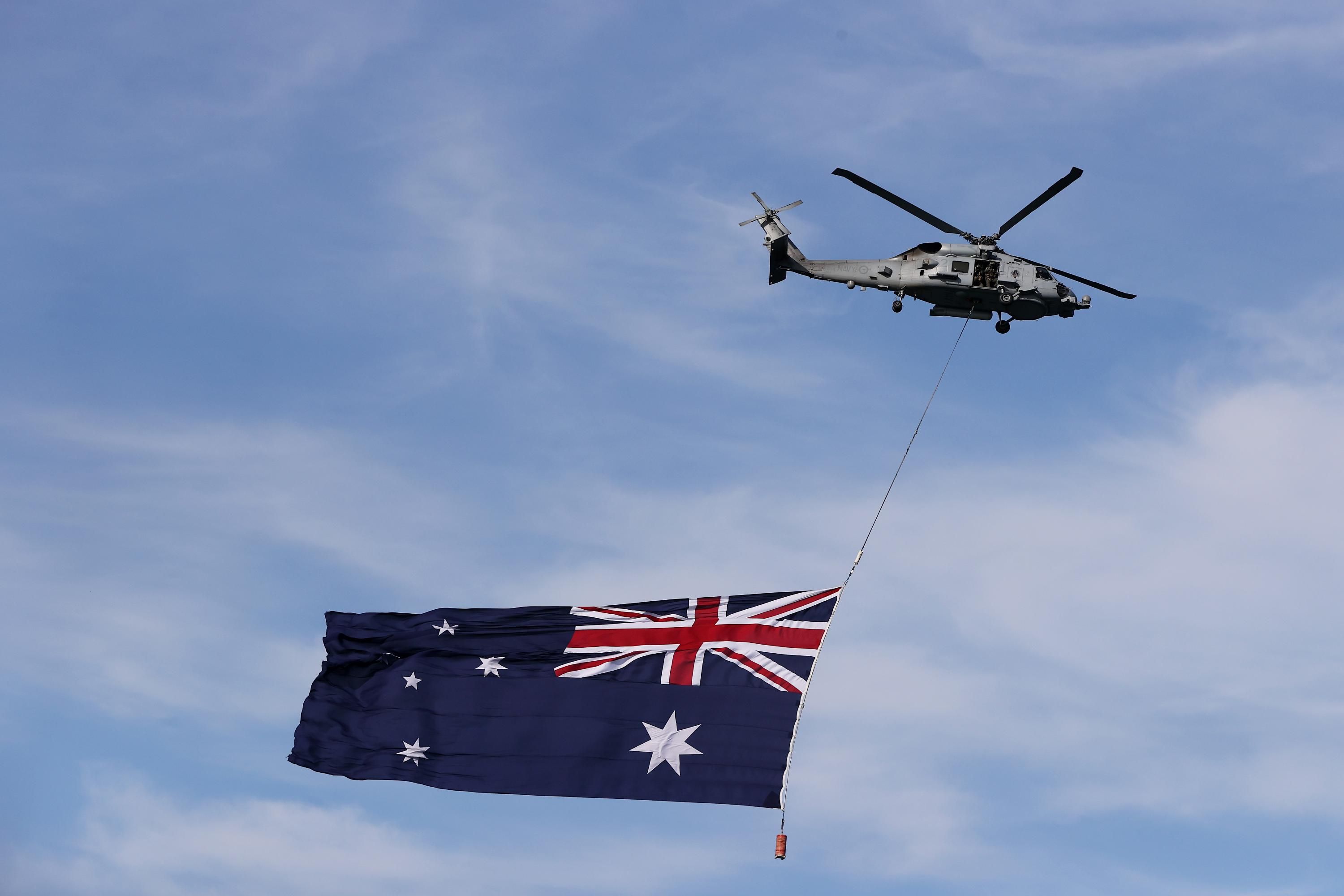 Вертолет с флагом Австралии