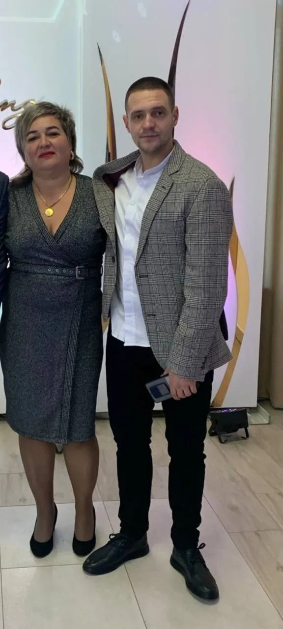 Назар Петрикив с мамой