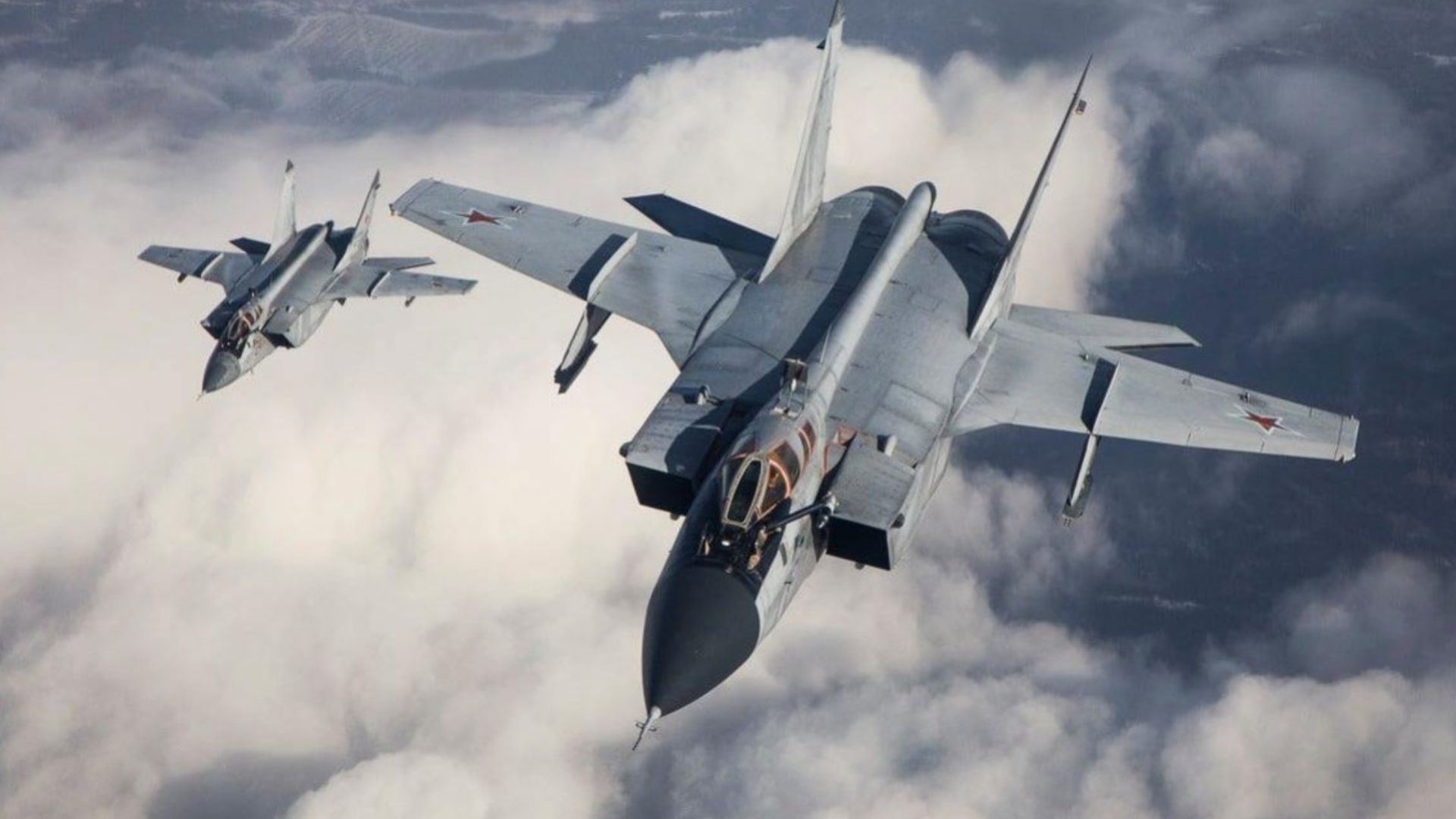 Три российских истребителя нарушили воздушное пространство Эстонии Три российских истребителя нарушили воздушное пространство Эстонии