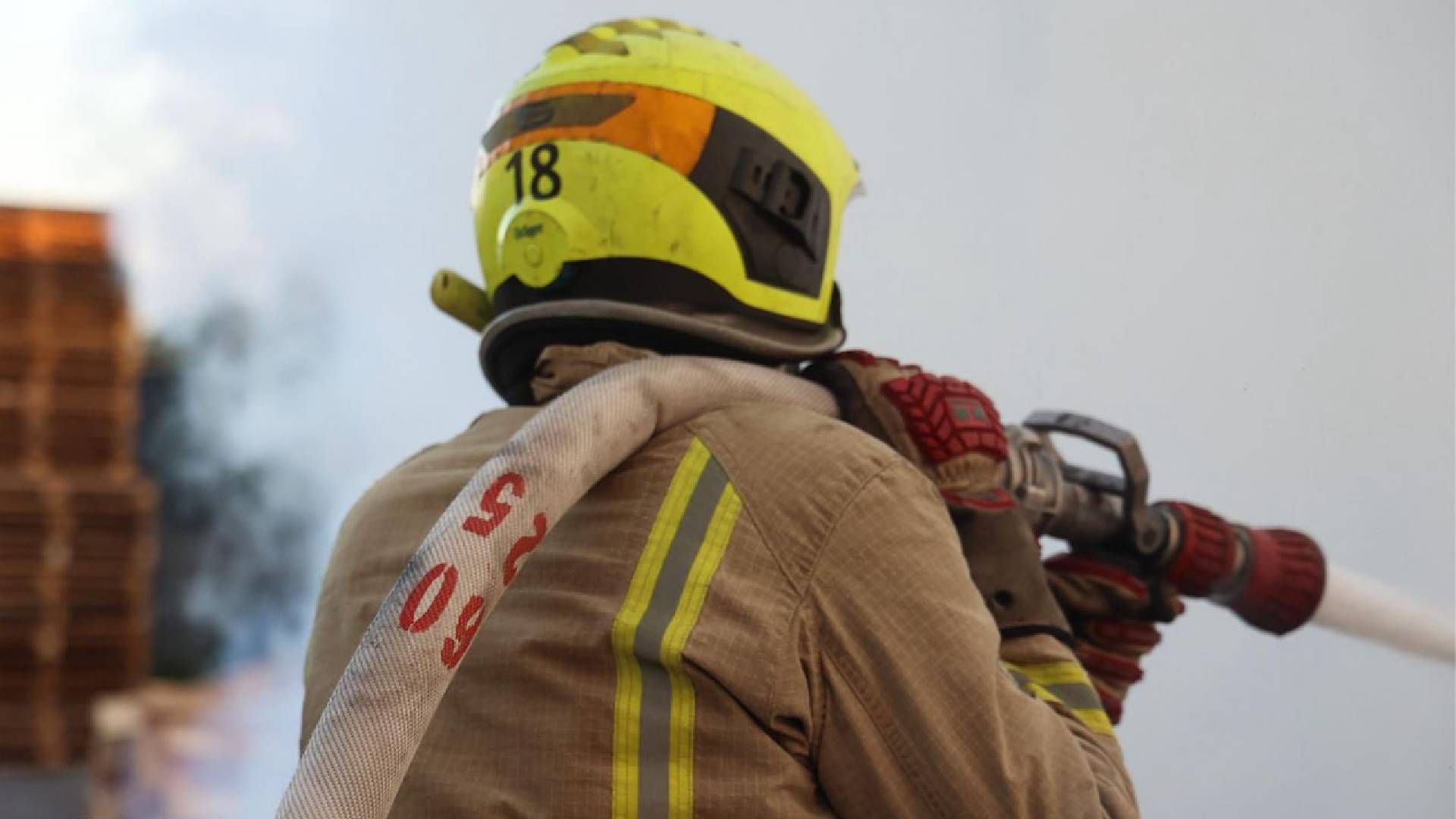 Росіяни атакували склад АТБ у Дніпрі Росіяни атакували склад АТБ у Дніпрі