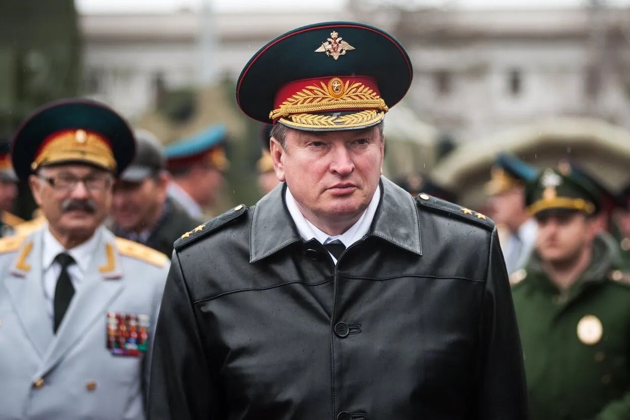 Генерала Лапина уволили из армии