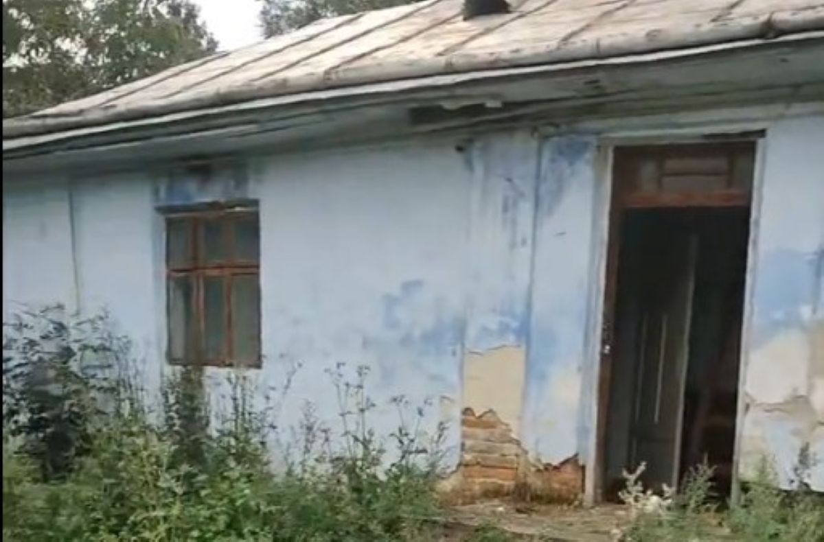 Українка придбала стару хату в селі- Нерухомість Українка придбала стару хату в селі- Нерухомість