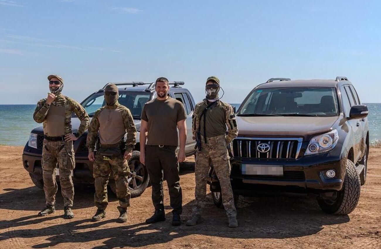 Антон Шухнин Домино передал помощь ГУР МО - детали Антон Шухнин Домино передал помощь ГУР МО - детали