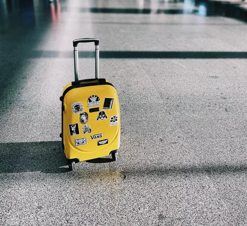 Как открыть чемодан к которому забыл код Как открыть чемодан к которому забыл код