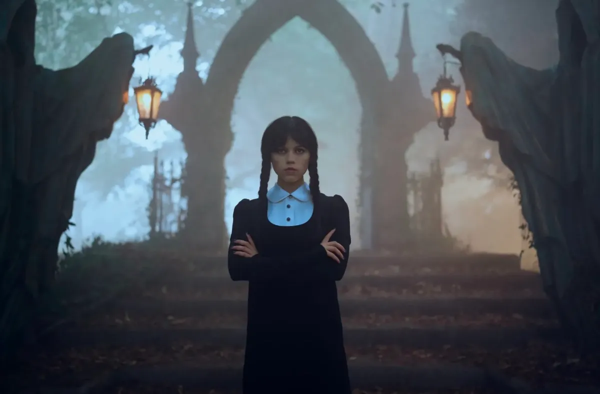 Де знімали серіал Венздей