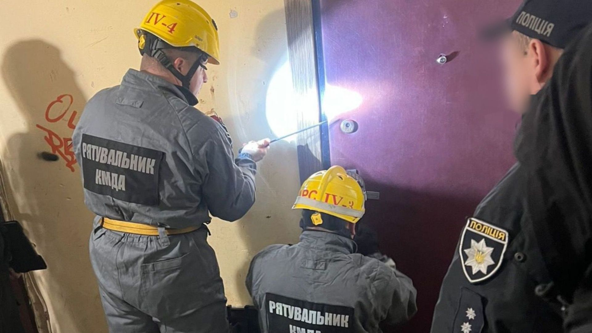 У Києві неповнолітня матір залишила сина одного вдома на кілька днів