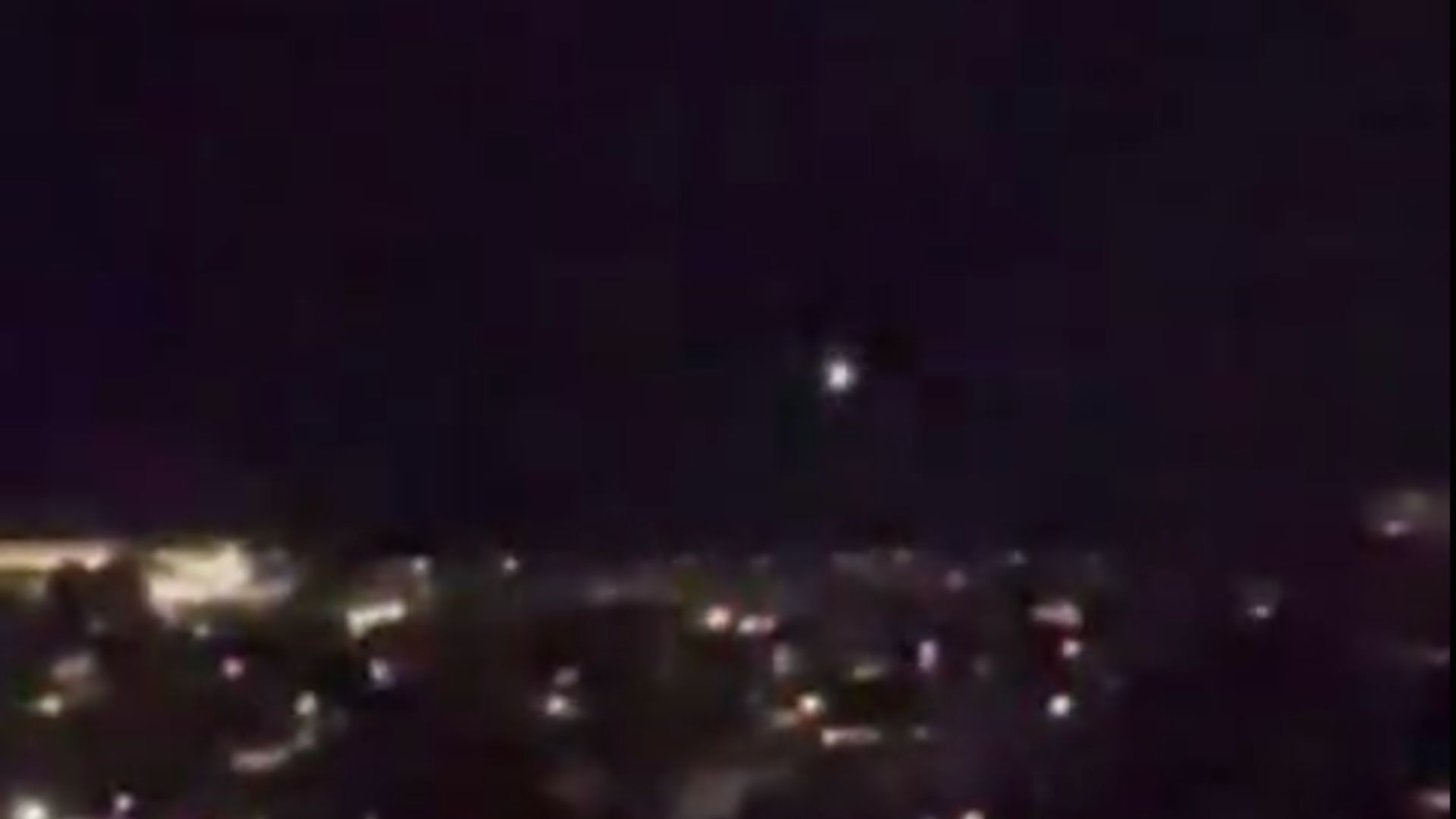 Дроны были замечены вблизи еще 3 датских аэропортов Дроны были замечены вблизи еще 3 датских аэропортов