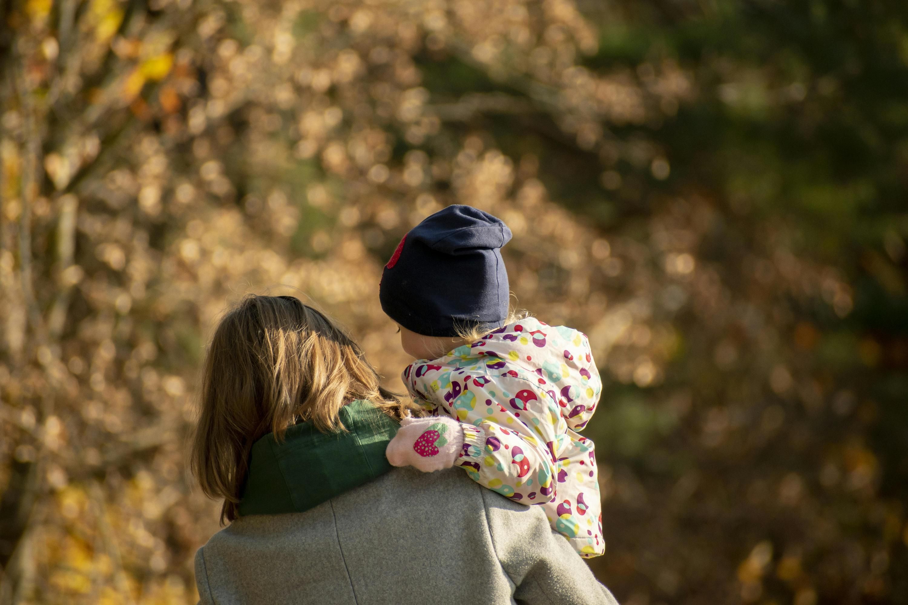 Батьки мають право на доплати на догляд 