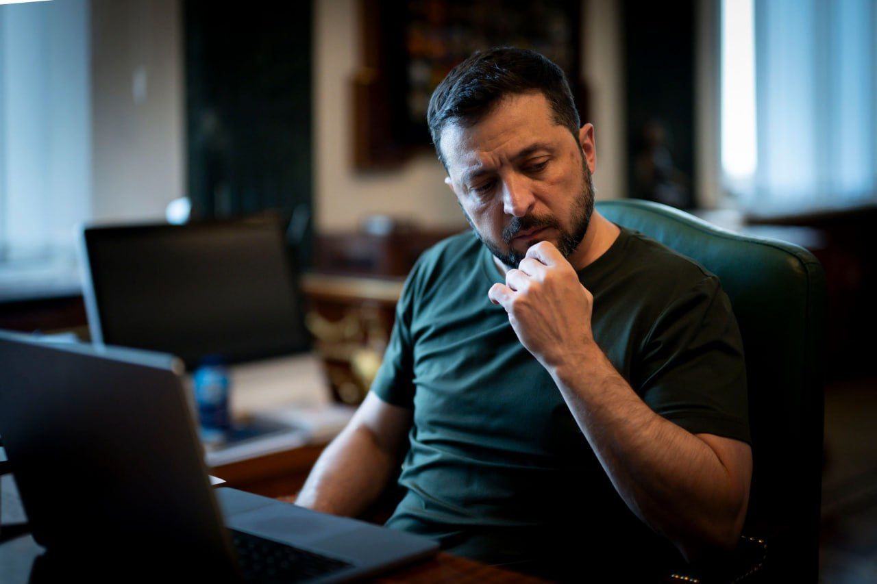 Зеленский извинился перед родителями - видео - новости Украины - 24 Канал Зеленский извинился перед родителями - видео - новости Украины - 24 Канал