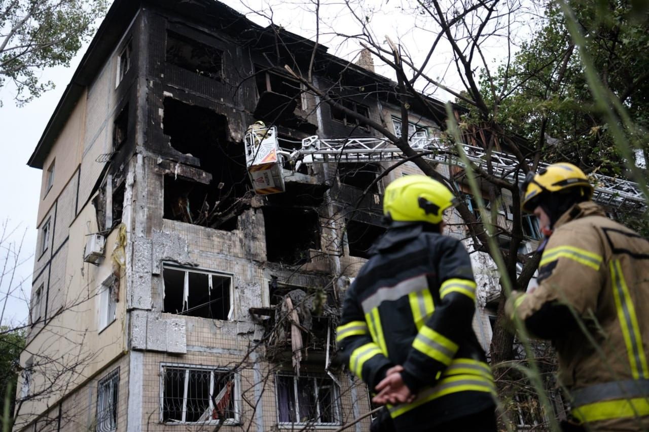 Поврежденный Институт кардиологии в Киеве 28 сентября 2025 года Поврежденный Институт кардиологии в Киеве 28 сентября 2025 года