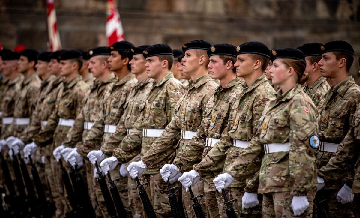 У Данії призвали резервістів після інцидентів з дронами У Данії призвали резервістів після інцидентів з дронами